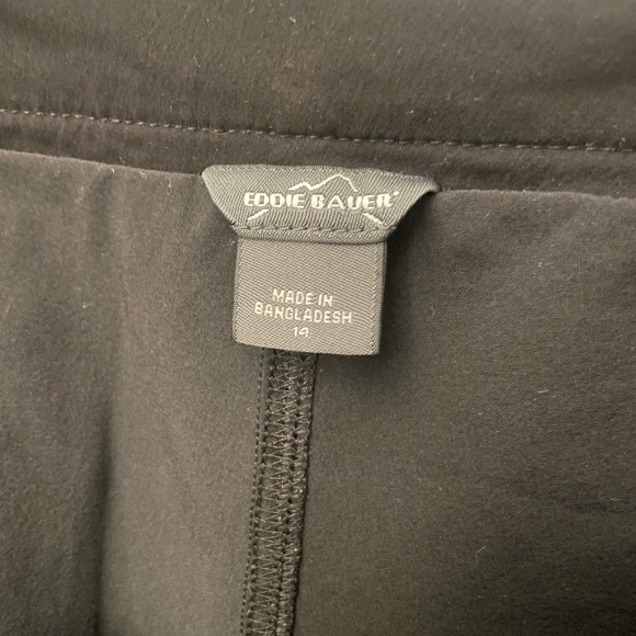 ⭐️ 3/$20 Eddie Bauer Black Skort Size 14 - Picture 6 of 8